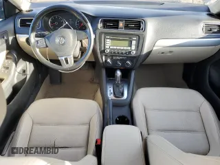 2013 Volkswagen Jetta SE z VIN 3VWDX7AJ2DM410067, wystawiony jako Copart lot #47896305 z przebiegiem 124 947 mil mil oraz Szkoda całkowita • Salvage title. Historia ofert i sprzedaży dostępna na DreamBid. Obrazek 8.