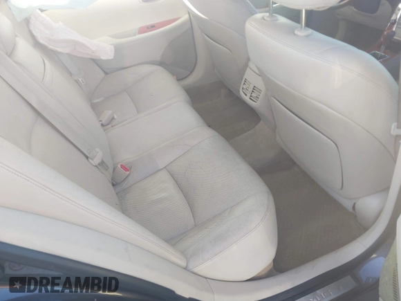 2011 Lexus ES with VIN JTHBK1EG2B2472155, listed as a IAAI auction lot 40962743 with 134,227 mi miles. Bid and sale history available at carsss.com. Image 8.