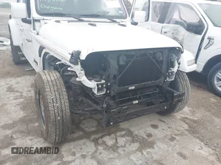2023 Jeep Gladiator Overland z VIN 1C6HJTFGXPL522706, wystawiony jako IAAI lot #41923655 z przebiegiem 33 010 mil mil oraz . Historia ofert i sprzedaży dostępna na DreamBid. Obrazek 6.