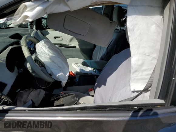 2014 Toyota Sienna LE AAS with VIN 5TDKK3DC4ES522918, listed as a Copart auction lot 51827245 with Not Provided miles and Salvage Title. Bid and sale history available at DreamBid. Image 7.