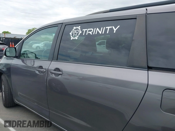 2015 Toyota Sienna LE AAS with VIN 5TDKK3DC5FS610247, listed as a IAAI auction lot 42033460 with 260,962 mi miles and . Bid and sale history available at DreamBid. Image 14.