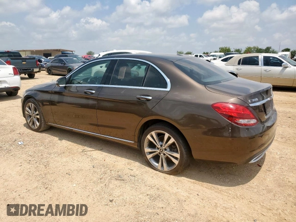 2017 Mercedes-Benz C 300 z VIN 55SWF4JB9HU217123, wystawiony jako Copart lot #59339195 z przebiegiem 136 805 mil mil oraz Czysty tytuł • Clean title. Historia ofert i sprzedaży dostępna na DreamBid. Obrazek 2.