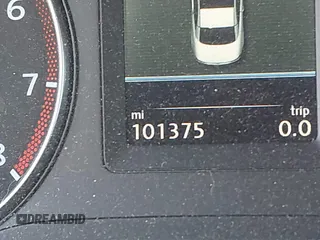 2012 Volkswagen Eos Executive с VIN WVWFW7AH9CV022169, выставлен на аукционе IAAI как лот 41795571 с пробегом 101 375 миль миль и . История ставок и продаж доступна на DreamBid. Изображение 7.