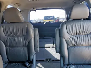 2005 Honda Odyssey EX-L z VIN 5FNRL38655B135878, wystawiony jako Copart lot #47026815 z przebiegiem 165 230 mil mil oraz Czysty tytuł • Clean title. Historia ofert i sprzedaży dostępna na DreamBid. Obrazek 10.