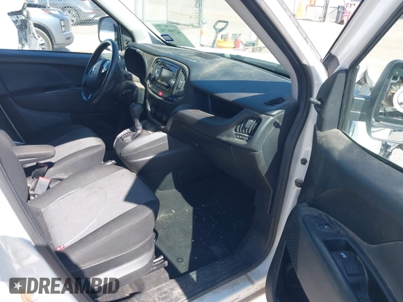 2022 Ram ProMaster City Cargo Tradesman z VIN ZFBHRFAB7N6Y29442, wystawiony jako IAAI lot #42306750 z przebiegiem 89 057 mil mil oraz . Historia ofert i sprzedaży dostępna na DreamBid. Obrazek 5.