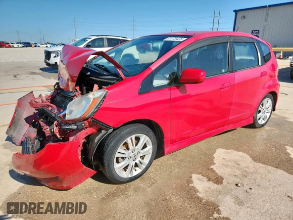 2010 Honda Fit Sport with VIN JHMGE8H4XAC033169, listed as a Copart auction lot 61175425 with 204,523 mi miles and Salvage title. Bid and sale history available at DreamBid. Image 1.