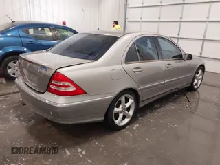 2004 Mercedes-Benz C 230 Kompressor with VIN WDBRF40J04A581570, listed as a IAAI auction lot 41649446 with 151,117 mi miles and . Bid and sale history available at DreamBid. Image 4.