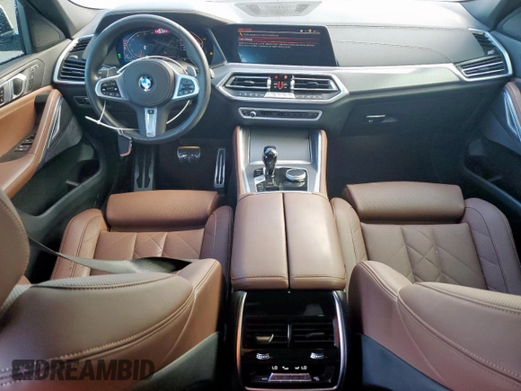 2023 BMW X6 xDrive40i z VIN 5UXCY6C08P9N43749, wystawiony jako Copart lot #54092795 z przebiegiem 39 495 mil mil oraz Szkody całkowita. Historia ofert i sprzedaży dostępna na DreamBid. Obrazek 8.