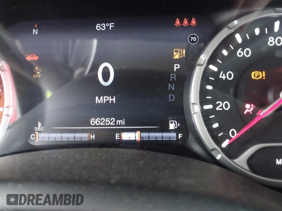 2015 Jeep Renegade Limited with VIN ZACCJBDT2FPB28530, listed as a IAAI auction lot 41953339 with 66,252 mi miles and . Bid and sale history available at DreamBid. Image 16.