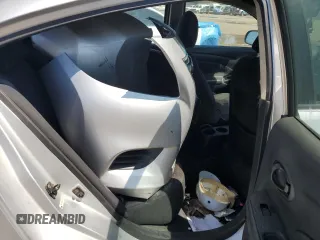 2012 Nissan Versa SV z VIN 3N1CN7APXCL927293, wystawiony jako Copart lot #55615575 z przebiegiem Nie podano mil oraz Szkoda całkowita • Salvage title. Historia ofert i sprzedaży dostępna na DreamBid. Obrazek 10.