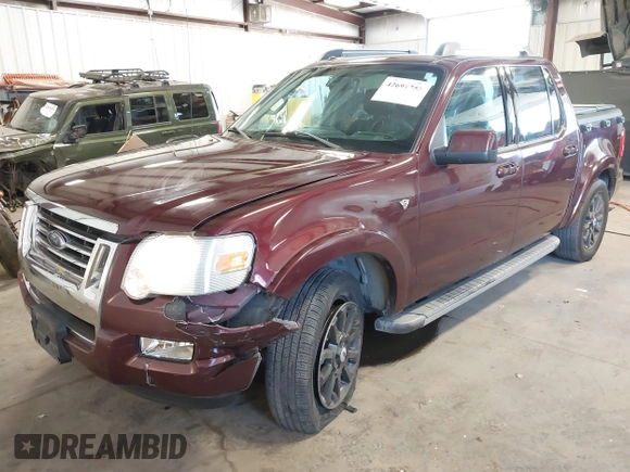 2007 Ford Explorer Sport Trac Limited z VIN 1FMEU53807UA22975, wystawiony jako IAAI lot #42691255 z przebiegiem 106 066 mil mil oraz . Historia ofert i sprzedaży dostępna na DreamBid. Obrazek 17.