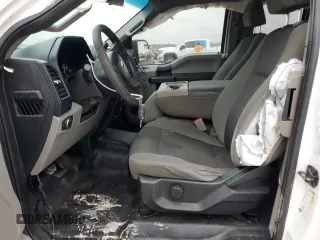 2016 Ford F-150 XL with VIN 1FTEX1CF3GKE26318, listed as a Copart auction lot 43147885 with 261,869 mi miles and Salvage Title. Bid and sale history available at carsss.com. Image 7.