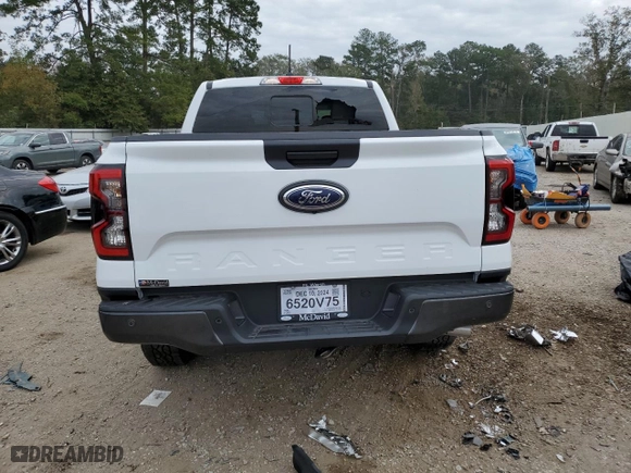 2024 Ford Ranger XLT with VIN 1FTER4GH9RLE42284, listed as a Copart auction lot 82407954 with 2,525 mi miles and Salvage Title. Bid and sale history available at carsss.com. Image 6.