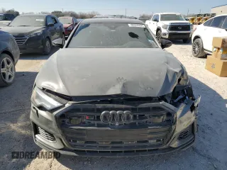 2022 Audi S6 Premium Plus z VIN WAUDFBF2XNN019599, wystawiony jako Copart lot #39329204 z przebiegiem Nie podano mil oraz . Historia ofert i sprzedaży dostępna na DreamBid. Obrazek 5.