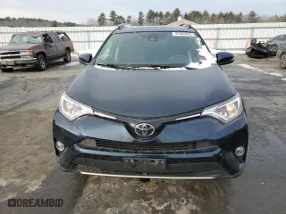 2017 Toyota RAV4 XLE with VIN JTMRFREV9HD199634, listed as a Copart auction lot 87889835 with 57,066 mi miles and Salvage Title. Bid and sale history available at carsss.com. Image 5.