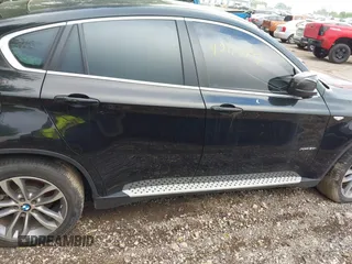 2013 BMW X6 xDrive50i z VIN 5UXFG8C56DL591241, wystawiony jako IAAI lot #42176792 z przebiegiem 142 973 mil mil oraz . Historia ofert i sprzedaży dostępna na DreamBid. Obrazek 12.