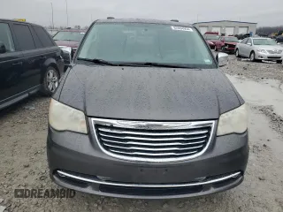 2015 Chrysler Town & Country Touring-L with VIN 2C4RC1CG4FR506913, listed as a Copart auction lot 82864954 with 104,778 mi miles and Salvage Title. Bid and sale history available at carsss.com. Image 5.