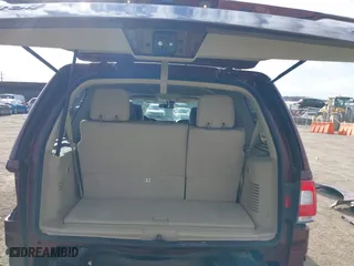 2015 Lincoln Navigator with VIN 5LMJJ2JT4FEJ12021, listed as a IAAI auction lot 41880471 with 104,979 mi miles. Bid and sale history available at carsss.com. Image 17.