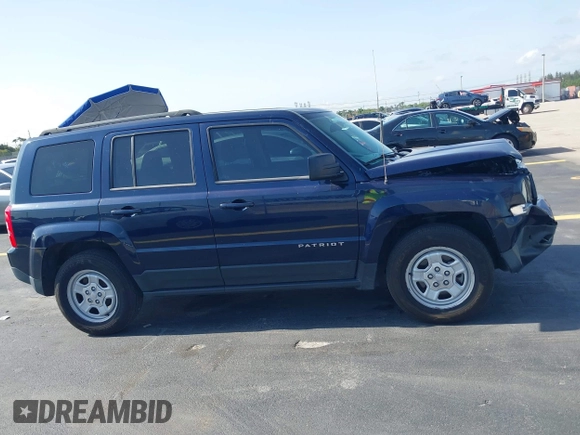 2014 Jeep Patriot Sport z VIN 1C4NJPBB0ED789549, wystawiony jako IAAI lot #42285134 z przebiegiem 103 561 mil mil oraz . Historia ofert i sprzedaży dostępna na DreamBid. Obrazek 13.
