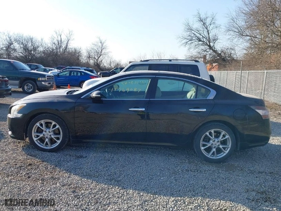 2012 Nissan Maxima 3.5 S with VIN 1N4AA5AP4CC841483, listed as a IAAI auction lot 41769087 with 187,600 mi miles. Bid and sale history available at carsss.com. Image 14.