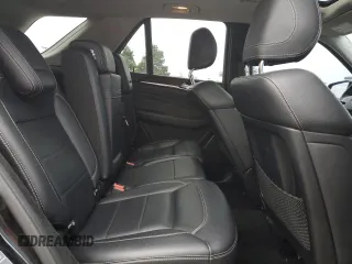 2012 Mercedes-Benz M 350 z VIN 4JGDA5HB9CA031372, wystawiony jako Copart lot #57316085 z przebiegiem 213 574 mil mil oraz Czysty tytuł • Clean title. Historia ofert i sprzedaży dostępna na DreamBid. Obrazek 11.