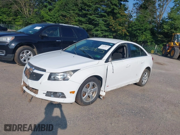 2014 Chevrolet Cruze 1LT with VIN 1G1PC5SB4E7481461, listed as a IAAI auction lot 42628673 with 164,689 mi miles and . Bid and sale history available at DreamBid. Image 22.