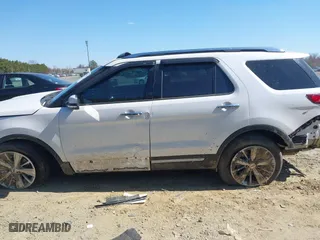 2019 Ford Explorer Limited with VIN 1FM5K8F81KGB06071, listed as a IAAI auction lot 41897131 with 69,831 mi miles. Bid and sale history available at carsss.com. Image 15.