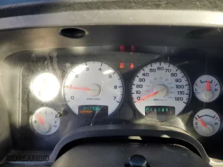 2005 Dodge Ram 1500 SLT with VIN 1D7HA18D05S284518, listed as a Copart auction lot 44152205 with 247,735 mi miles and Salvage Title. Bid and sale history available at carsss.com. Image 9.