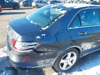 2016 Mercedes-Benz E 350 Luxury z VIN WDDHF8JB0GB284170, wystawiony jako IAAI lot #41269736 z przebiegiem 64 067 mil mil oraz . Historia ofert i sprzedaży dostępna na DreamBid. Obrazek 17.