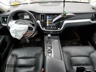2020 Volvo V60 z VIN YV4102WK8L1036510, wystawiony jako Copart lot #42161564 z przebiegiem 60 647 mil mil oraz . Historia ofert i sprzedaży dostępna na DreamBid. Obrazek 8.