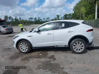 2020 Jaguar E-Pace z VIN SADFK2FX3L1Z76135, wystawiony jako IAAI lot #41942830 z przebiegiem 65 020 mil mil oraz . Historia ofert i sprzedaży dostępna na DreamBid. Obrazek 14.
