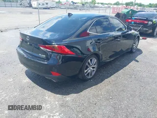 2020 Lexus IS 300 z VIN JTHAA1D24L5108386, wystawiony jako IAAI lot #42120982 z przebiegiem 72 525 mil mil oraz . Historia ofert i sprzedaży dostępna na DreamBid. Obrazek 4.