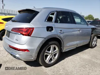 2024 Audi Q5 S line Premium with VIN WA1G2AFY5R2084291, listed as a Copart auction lot 72341454 with 656 mi miles and Salvage title. Bid and sale history available at DreamBid. Image 3.