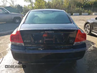 2004 Volvo S60 with VIN YV1RH59H842379484, listed as a Copart auction lot 72387084 with 213,647 mi miles and Non Repairable. Bid and sale history available at carsss.com. Image 6.