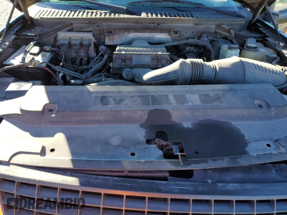 2006 Ford Expedition Special Service with VIN 1FMPU15546LA88230, listed as a Copart auction lot 86827724 with 252,607 mi miles and Salvage Title. Bid and sale history available at carsss.com. Image 12.