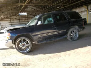 2005 GMC Yukon SLT with VIN 1GKEK13T35R226679, listed as a Copart auction lot 46863735 with 183,699 mi miles and Salvage Title. Bid and sale history available at carsss.com. Image 1.