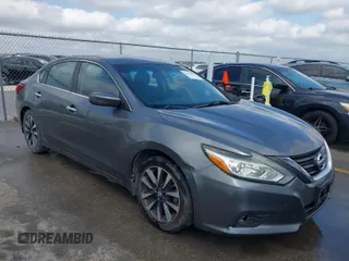 2016 Nissan Altima SV with VIN 1N4AL3AP8GC165916, listed as a IAAI auction lot 42035695 with 126,398 mi miles and . Bid and sale history available at DreamBid. Image 1.