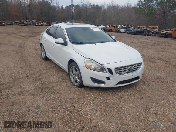 2012 Volvo S60 T5 с VIN YV1622FS6C2133602, выставлен на аукционе IAAI как лот 41041674 с пробегом 189 681 миль миль и . История ставок и продаж доступна на DreamBid. Изображение 1.