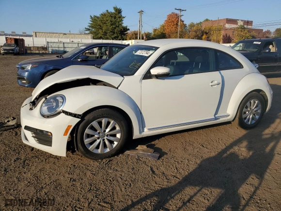 2019 Volkswagen Beetle S with VIN 3VWFD7AT1KM700364, listed as a Copart auction lot 77372794 with 0 mi miles and Salvage Title. Bid and sale history available at carsss.com. Image 1.