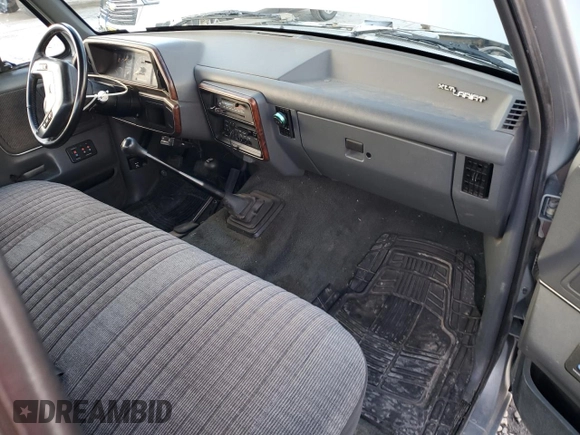 1990 Ford F-250 with VIN 1FTHX26H9LKA97005, listed as a Copart auction lot 86840874 with 111,275 mi miles and Salvage title. Bid and sale history available at DreamBid. Image 8.