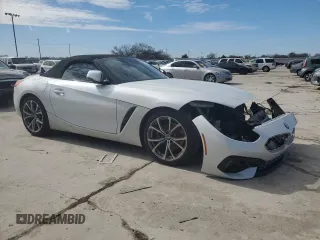 2019 BMW Z4 sDrive30i z VIN WBAHF3C58KWW35653, wystawiony jako Copart lot #45536365 z przebiegiem 45 360 mil mil oraz Szkoda całkowita • Salvage title. Historia ofert i sprzedaży dostępna na DreamBid. Obrazek 4.