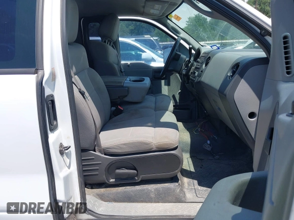 2006 Ford F-150 STX with VIN 1FTRF02226KB40343, listed as a IAAI auction lot 42250963 with 148,330 mi miles and . Bid and sale history available at DreamBid. Image 5.