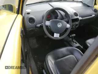 2006 Volkswagen Beetle with VIN 3VWRW21C96M421082, listed as a Copart auction lot 76459214 with 201,880 mi miles and Clean Title. Bid and sale history available at DreamBid. Image 8.
