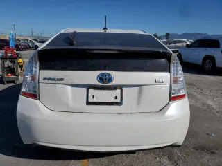2010 Toyota Prius II with VIN JTDKN3DU5A0241272, listed as a Copart auction lot 55701555 with 299,547 mi miles and Clean Title. Bid and sale history available at DreamBid. Image 6.