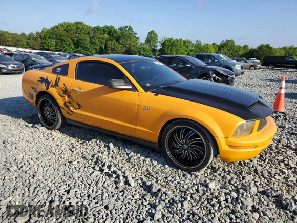 2008 Ford Mustang Deluxe with VIN 1ZVHT80N785158335, listed as a Copart auction lot 55630555 with 227,651 mi miles and Clean Title. Bid and sale history available at carsss.com. Image 4.