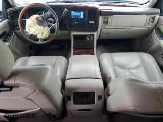 2004 Cadillac Escalade with VIN 1GYEK63N74R118889, listed as a Copart auction lot 51055185 with 267,760 mi miles and Clean Title. Bid and sale history available at carsss.com. Image 8.