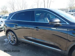 2020 Lincoln Nautilus Reserve with VIN 2LMPJ8K90LBL10657, listed as a IAAI auction lot 42091471 with 74,927 mi miles and . Bid and sale history available at DreamBid. Image 14.