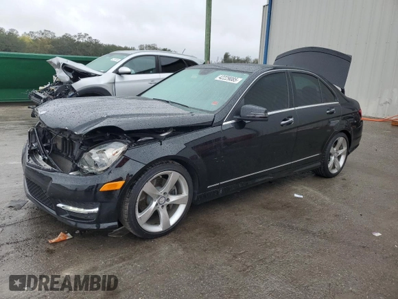 2014 Mercedes-Benz C 350 Sport with VIN WDDGF5HB9EA954320, listed as a Copart auction lot 42229085 with 173,651 mi miles and Salvage Title. Bid and sale history available at DreamBid. Image 1.