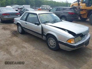 1990 Ford Mustang with VIN 1FACP40E6LF175968, listed as a IAAI auction lot 42493531 with 41,489 mi miles and . Bid and sale history available at DreamBid. Image 1.