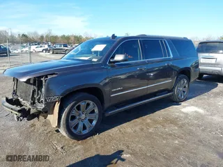 2016 GMC Yukon XL Denali with VIN 1GKS2HKJ4GR164479, listed as a IAAI auction lot 41400437 with NaN miles. Bid and sale history available at carsss.com. Image 17.